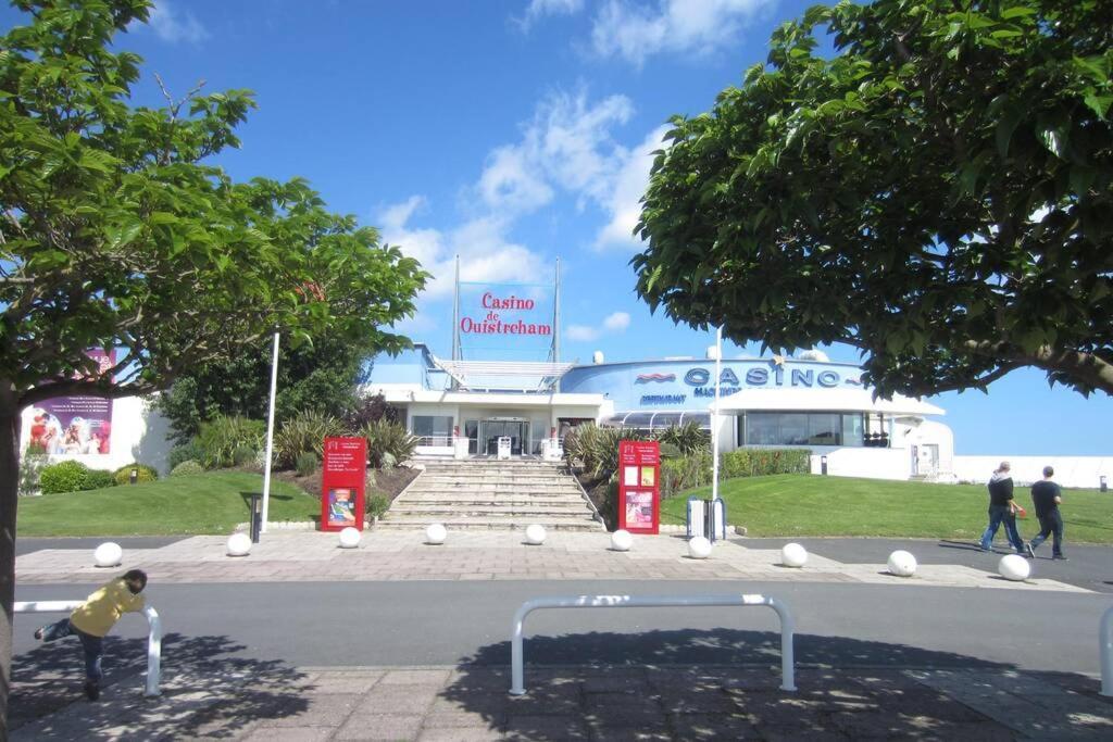 Votre Appartement A 200M De La Plage Ouistreham Exterior foto